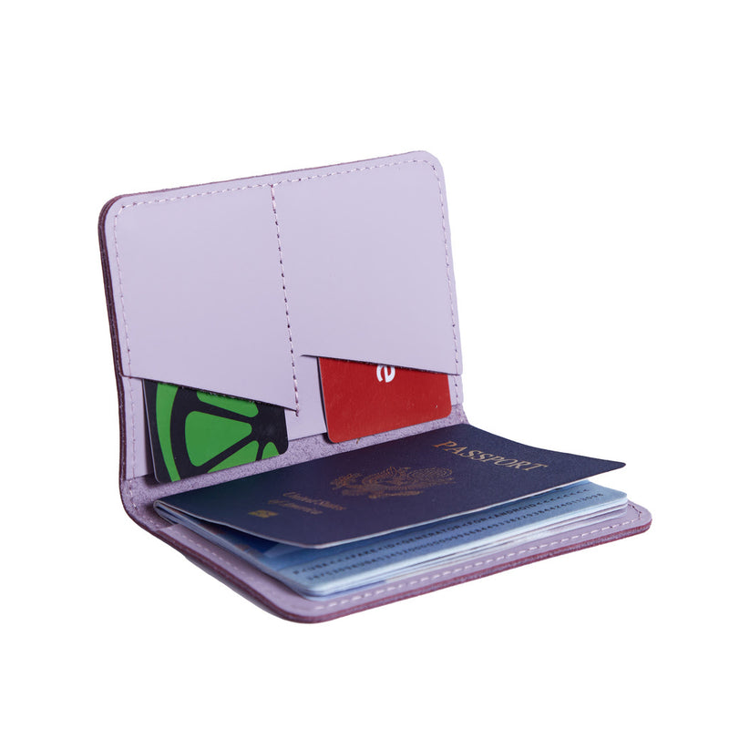 Funda para pasaporte con bolsillos London fabricada en piel clásica