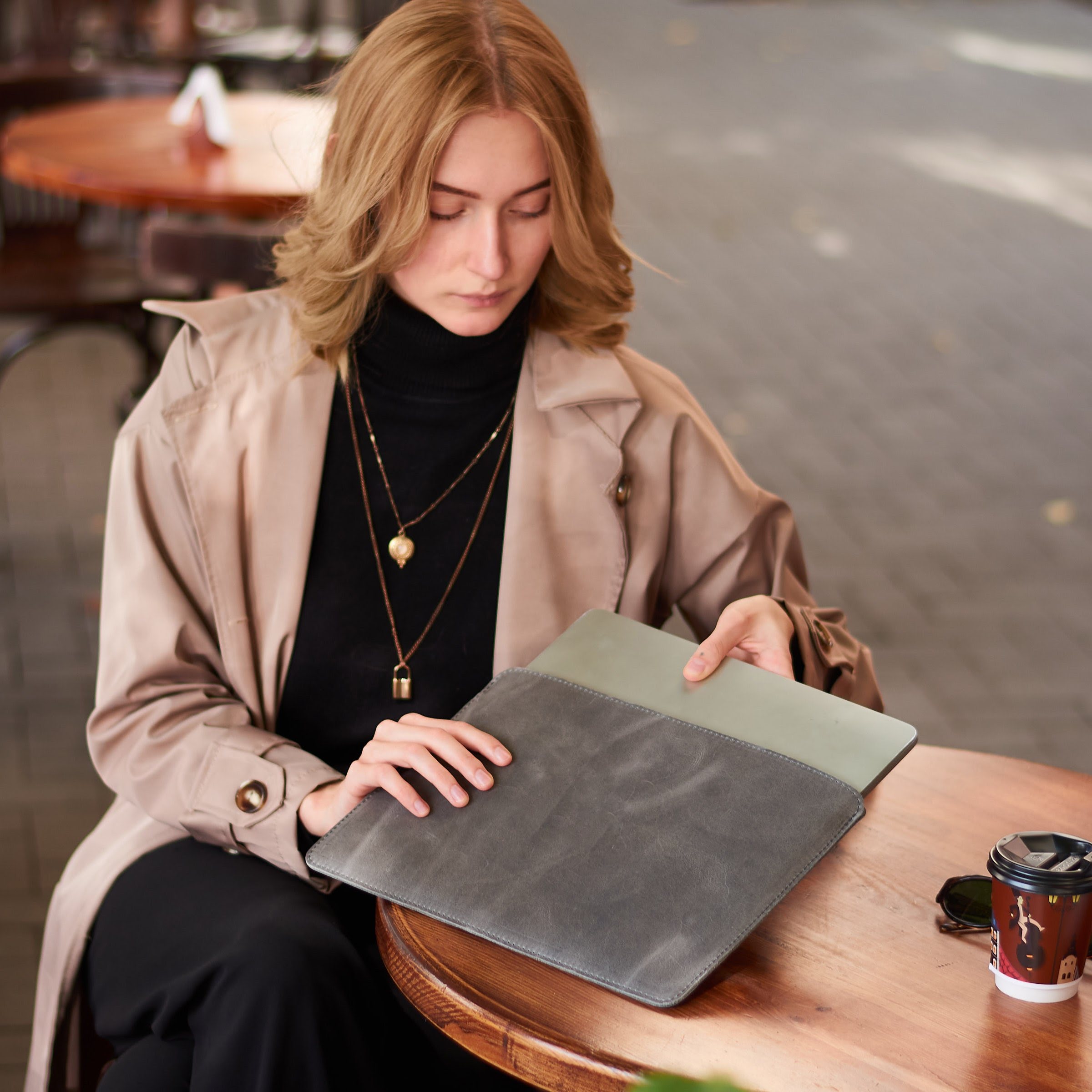Gamma Plus Laptop Sleeve, Gray (vintage)