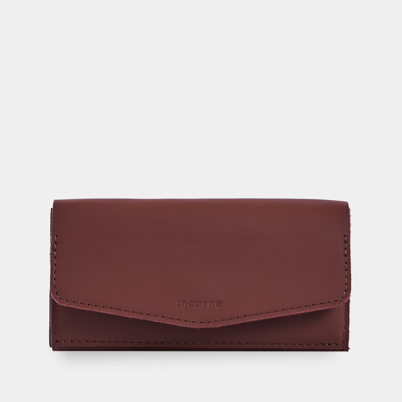 Simple Capacious Wallet Made from Classic Leather