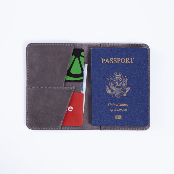 Funda para pasaporte con bolsillos London fabricada en piel vintage