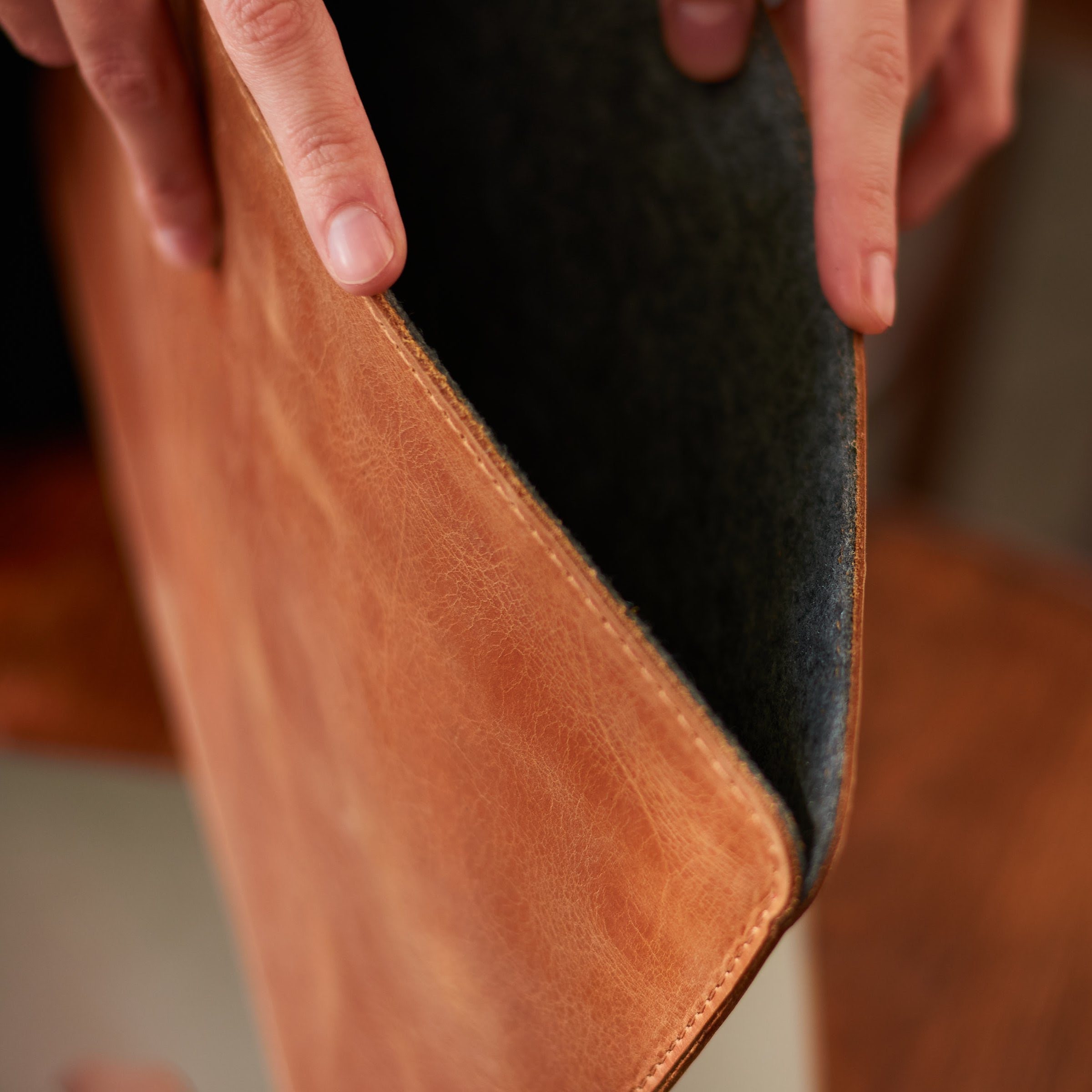 Gamma Plus Laptop Sleeve, Cognac (vintage)