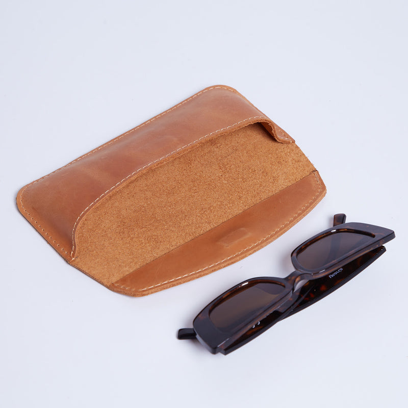 Ellet vintage leather eyeglass case