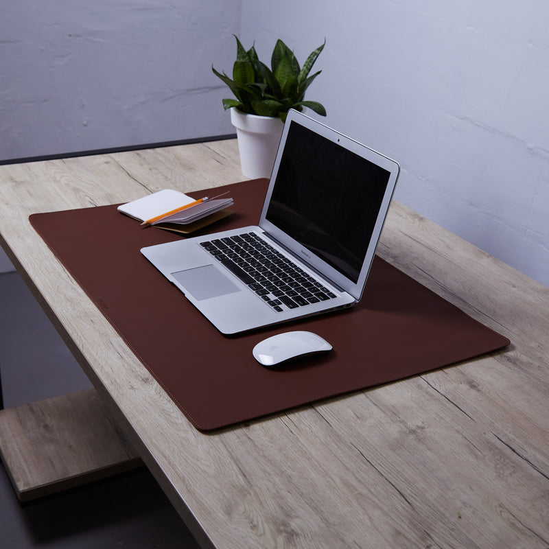 ProDesk classic leather desk pad