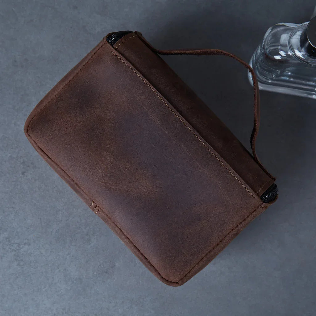 Timeless leather wash bag - INCARNE® Ukraine