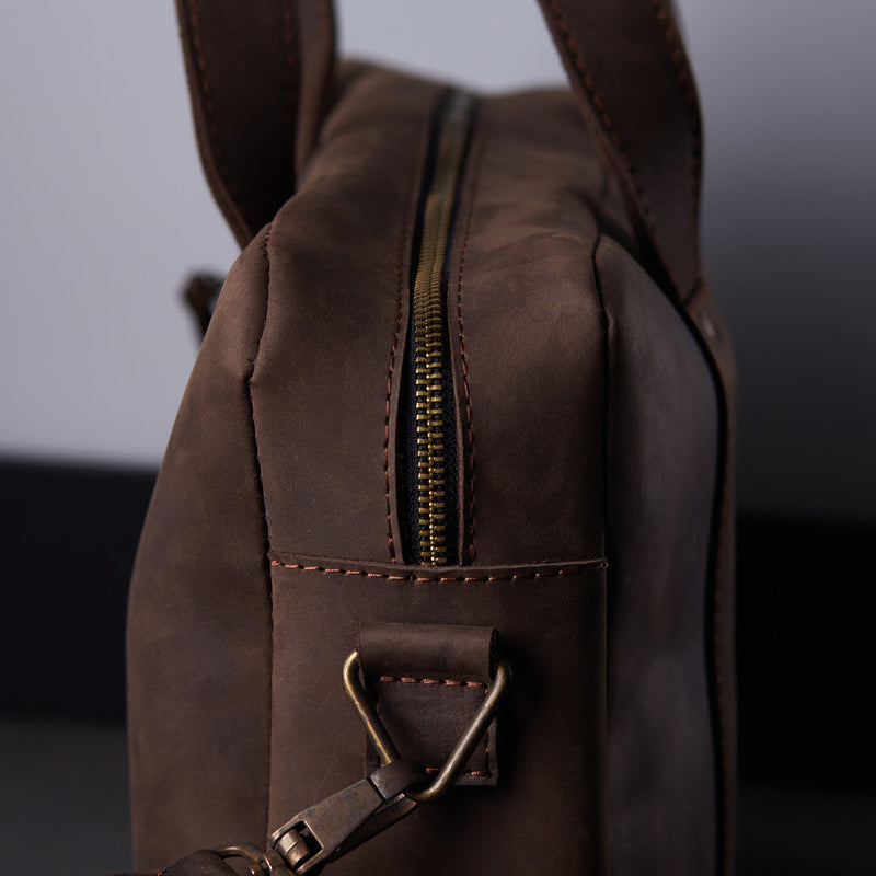 Minimalistická kožená taška na notebook „Bruno“