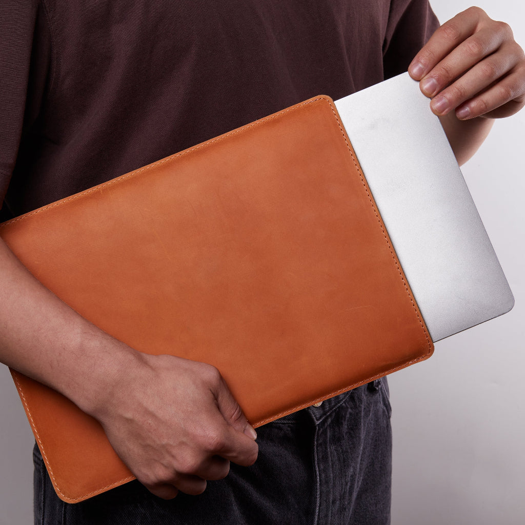 Free Port Plus Laptop Sleeve, Cognac (vintage)