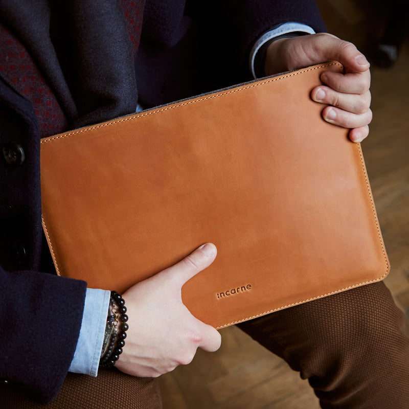 Free Port Plus leather laptop sleeve with felt lining