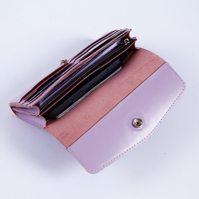 Simple Capacious Wallet Made from Classic Leather