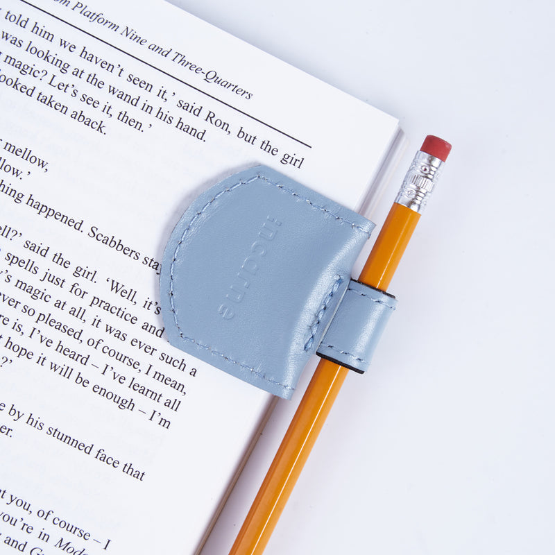 Magnetic bookmark made from classic leather