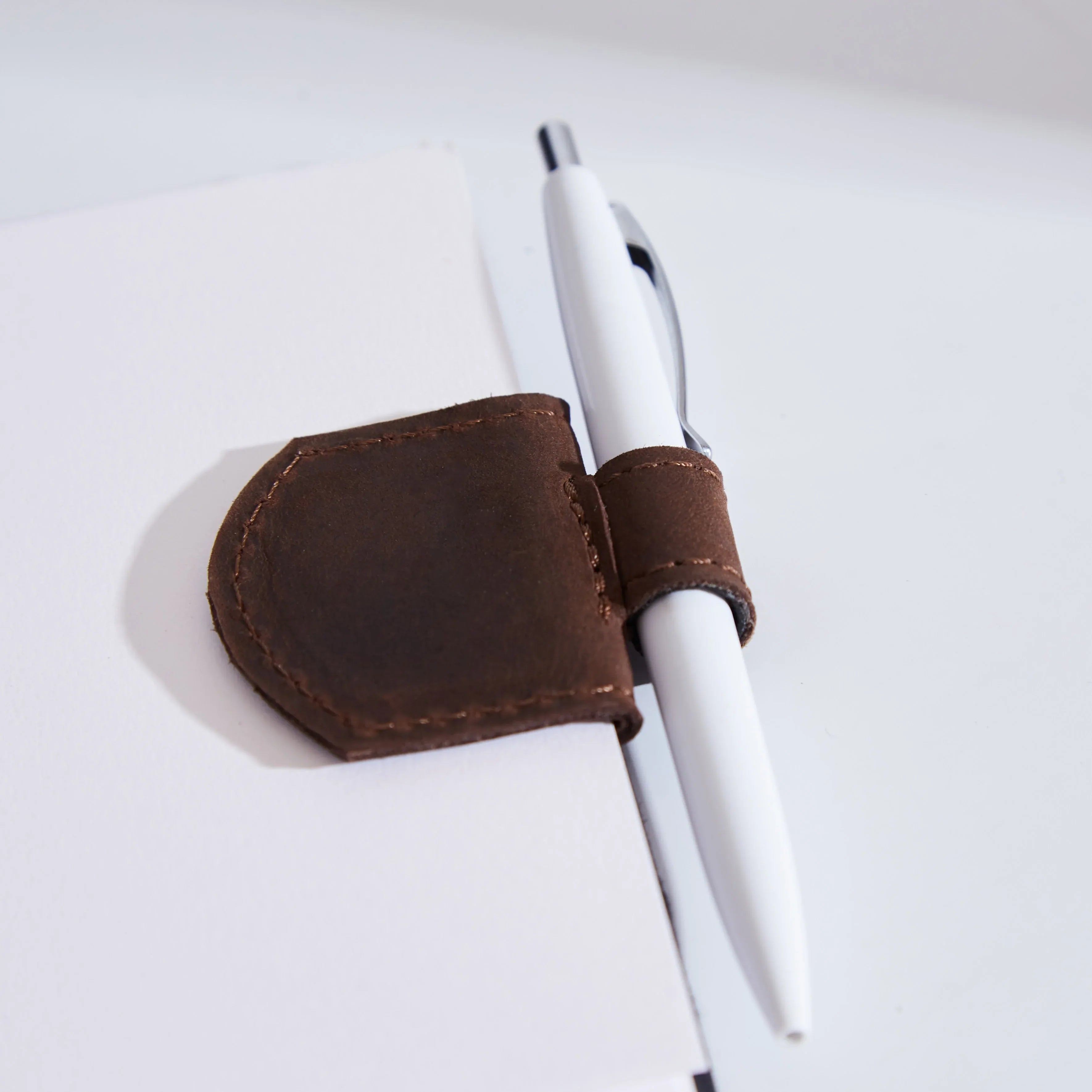 Magnetic bookmark Book Tag - INCARNE® Ukraine