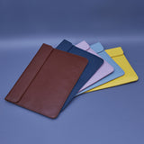 Klouz Sleeve with Felt Lining in classic leather