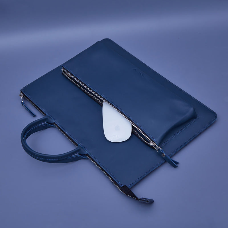 Maryland iPad Pro Sleeve with Handles in classic leather