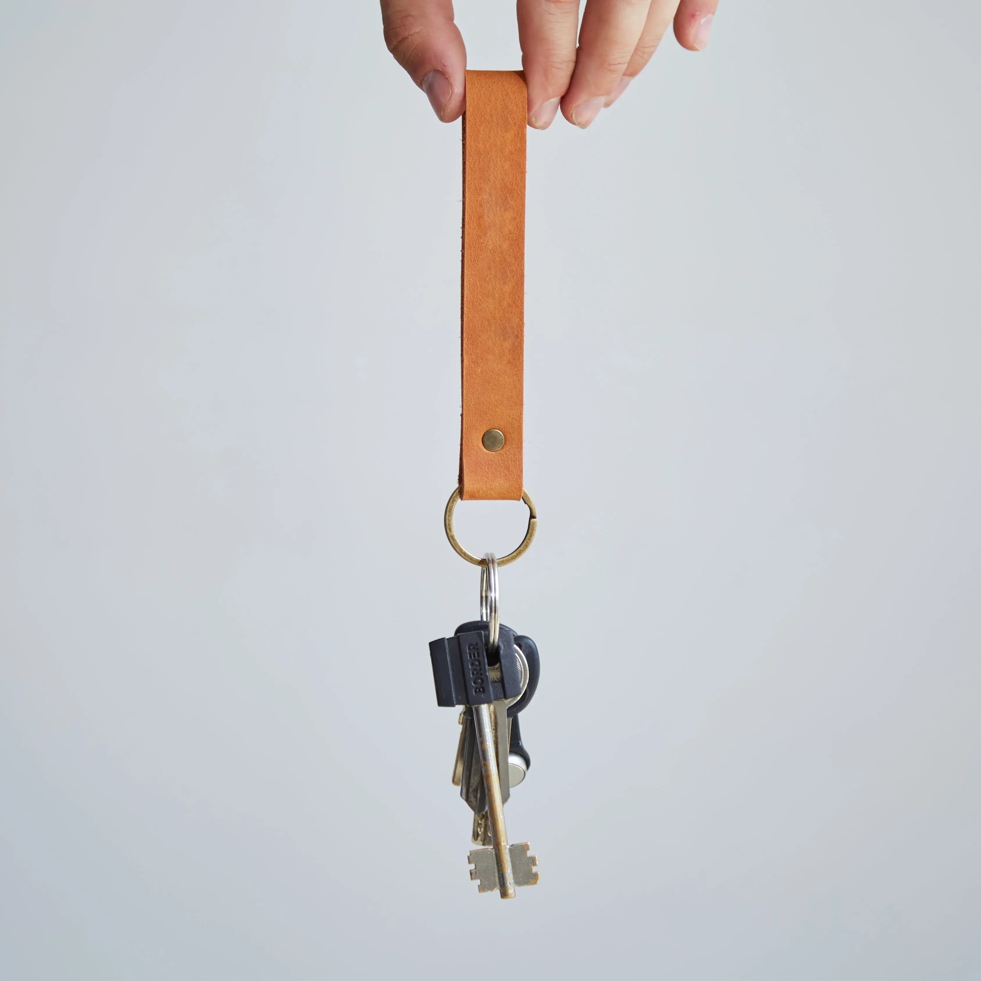 Leather keychain - INCARNE® Ukraine