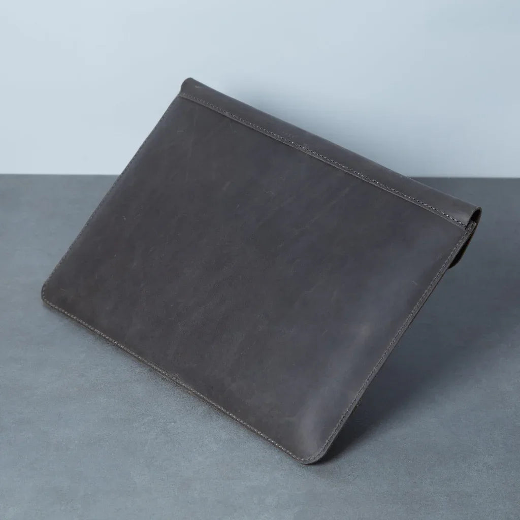 Message Case - INCARNE® Ukraine