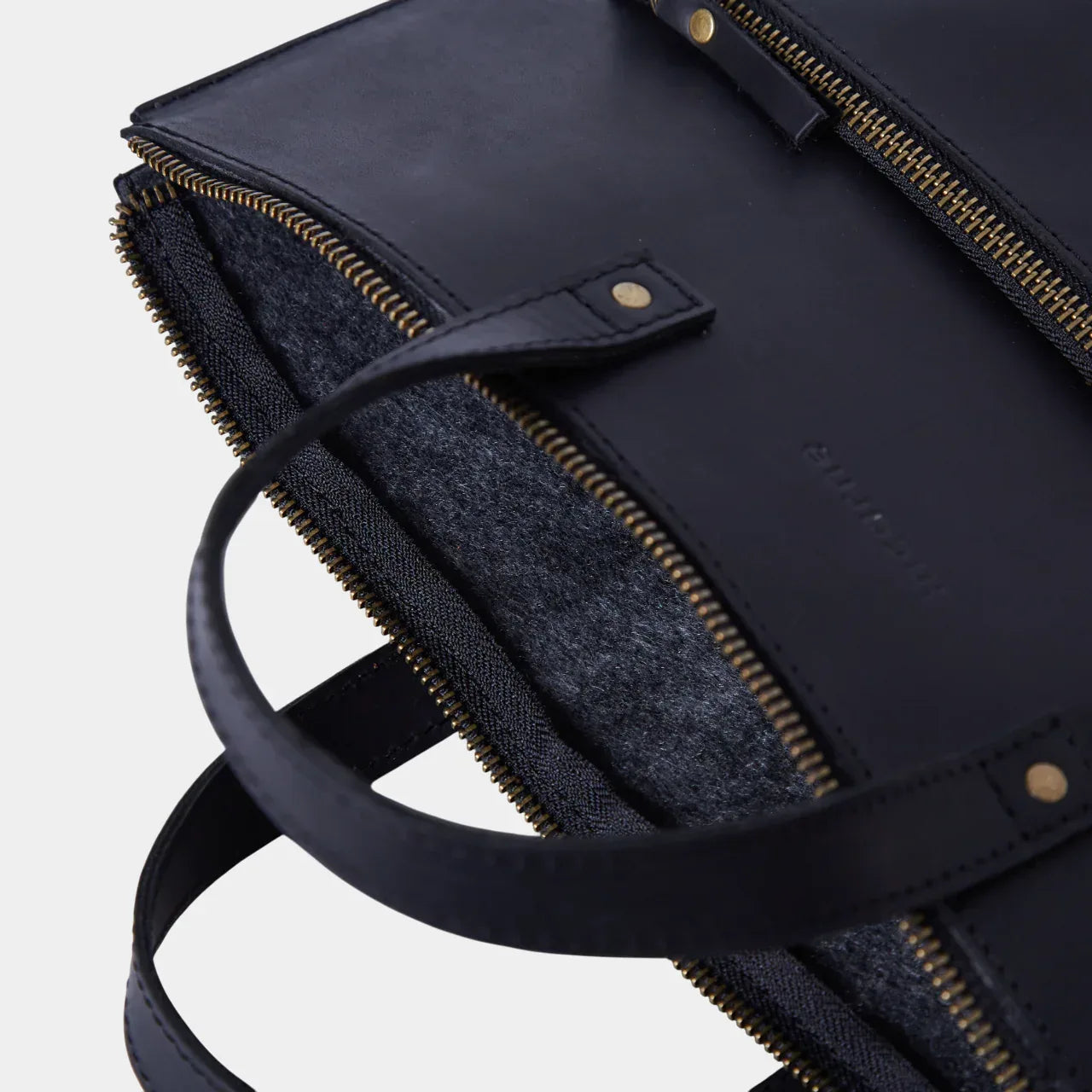 Brave bag-sleeve - INCARNE® Ukraine