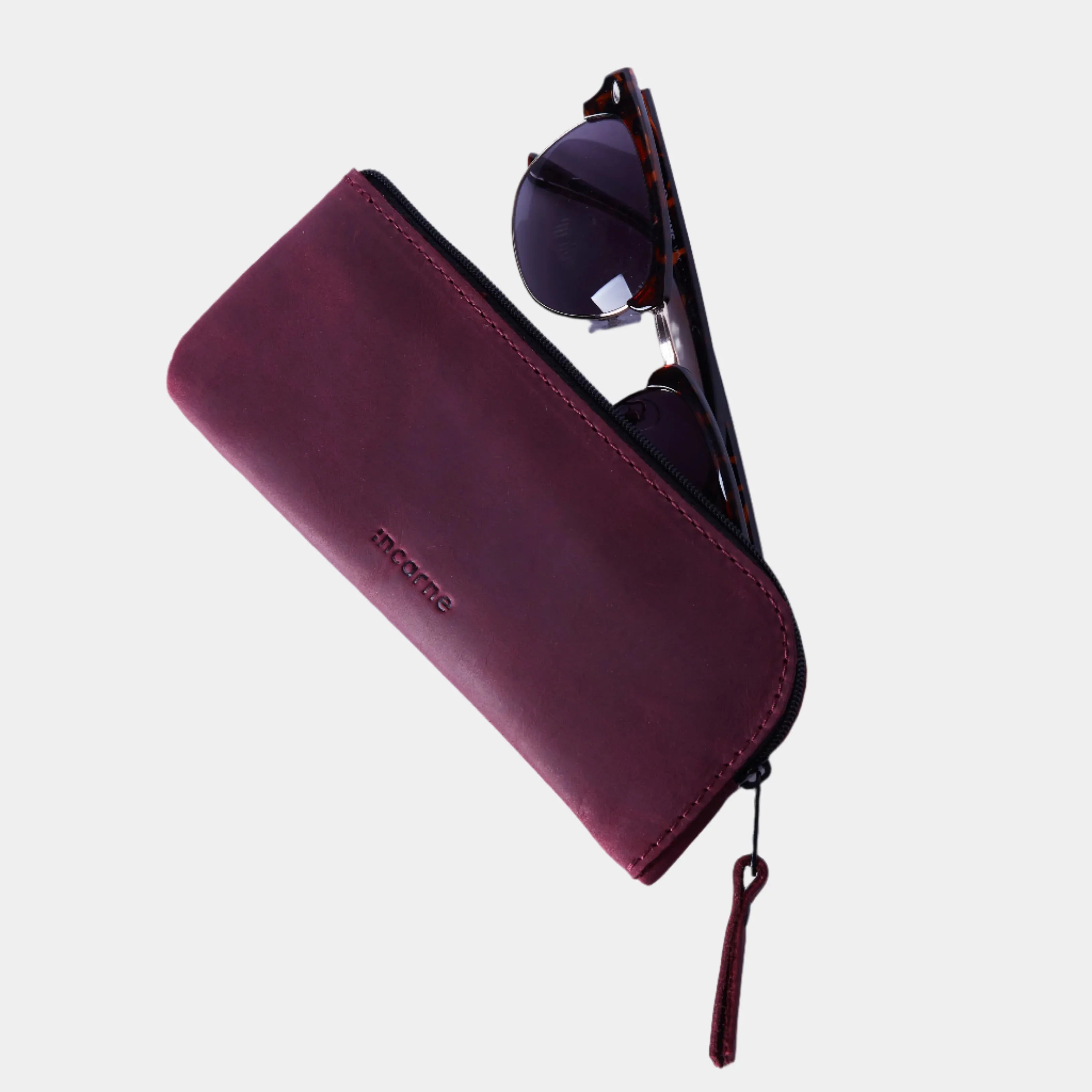 Leaf glasses case - INCARNE® Ukraine