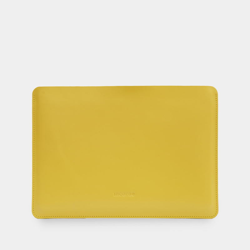 New Gamma Tablet Sleeve in classic leather