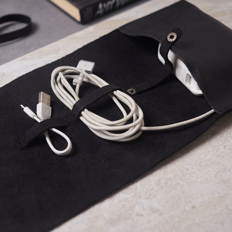 Gift set: New Gamma laptop case + Weekend cable organizer